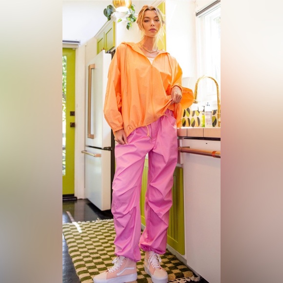 easel Pants - Easel Pink Track Pants